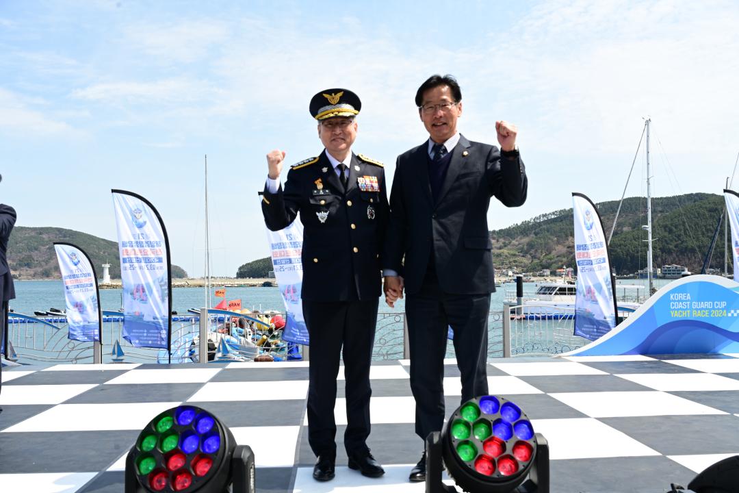 '제21회 해양경찰청장배 전국요트대회 개회식' 게시글의 사진(11)