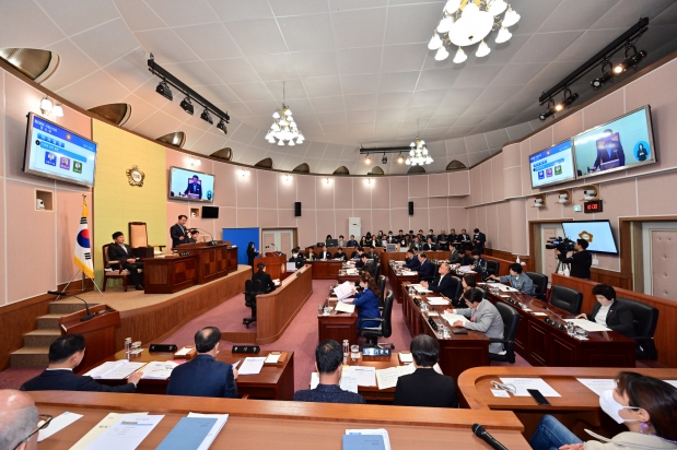 제236회 거제시의회 임시회 제2차 본회의