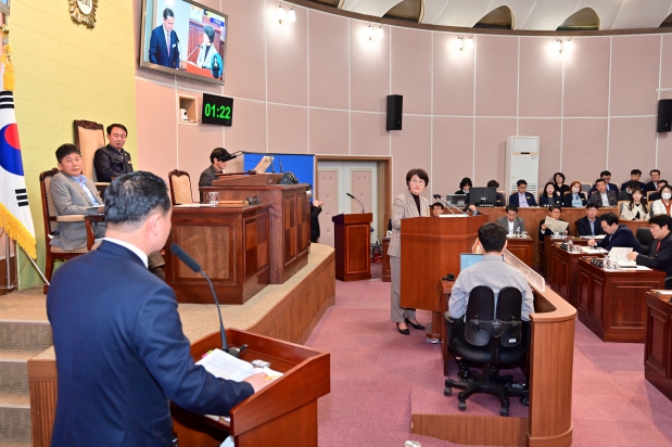 제236회 거제시의회 임시회 제3차 본회의