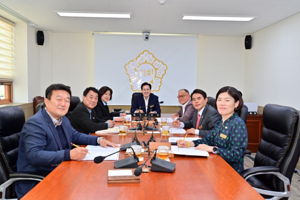 제236회 거제시의회 임시회 의회운영위원회